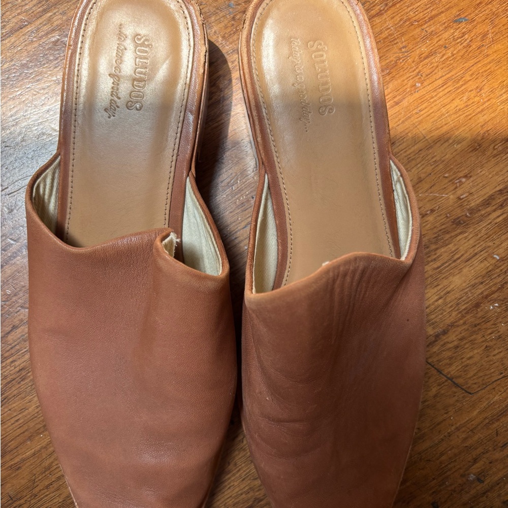 Soludos Tan Leather Mules Classic Style
